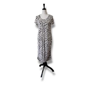 Time and Tru Cheetah Print Maternity Bodycon Dress